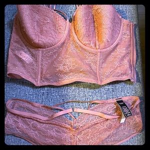 Victoria Secret set!  Brand new w/tags!  36C & M